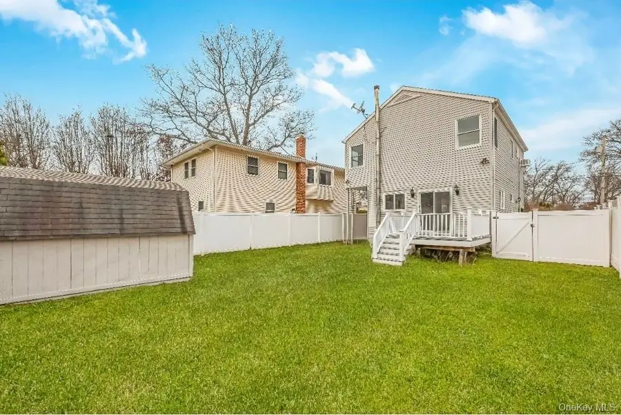 54 5th Street, Ronkonkoma, NY 11779 - #3