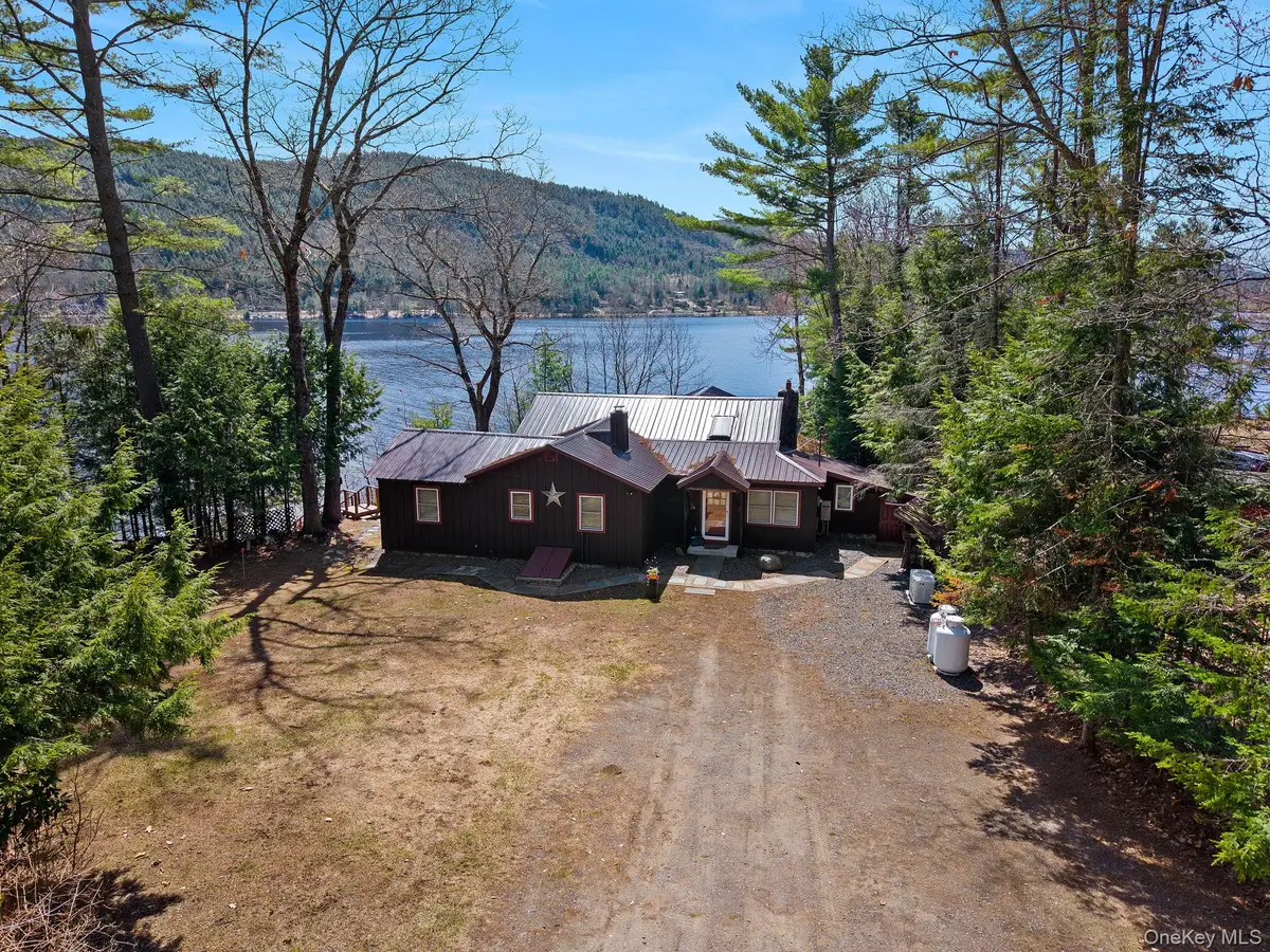 866 N Shore Road, Edinburg, NY 12835 - #1