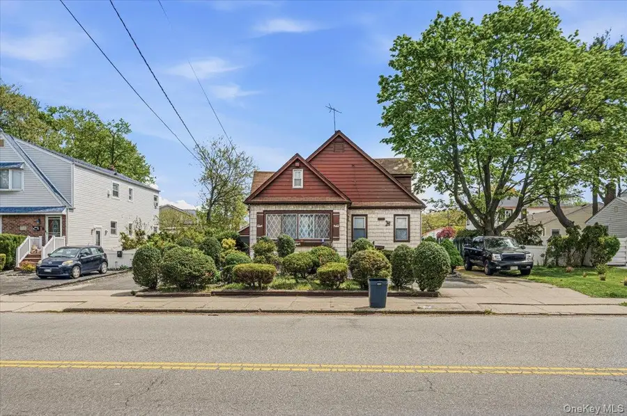1033 N Fletcher Avenue, Valley Stream, NY 11580 - #3