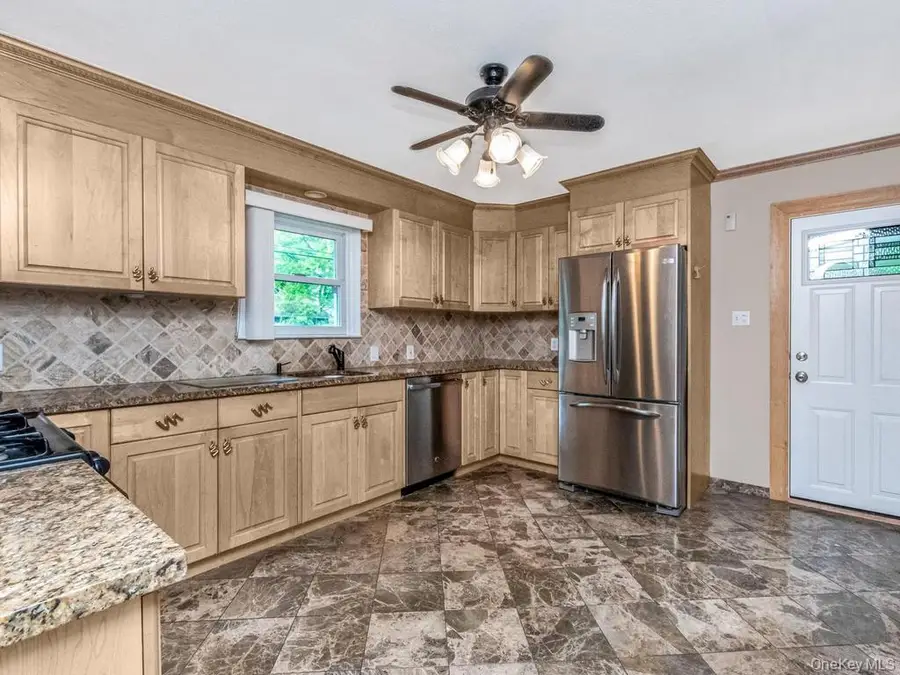 90 Remsen Circle, Yonkers, NY 10710 - #3