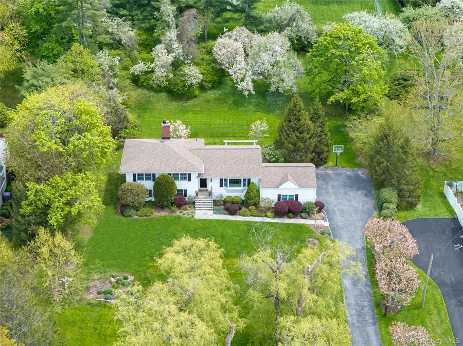 8 Evergreen Row, Armonk, NY 10504 - #2