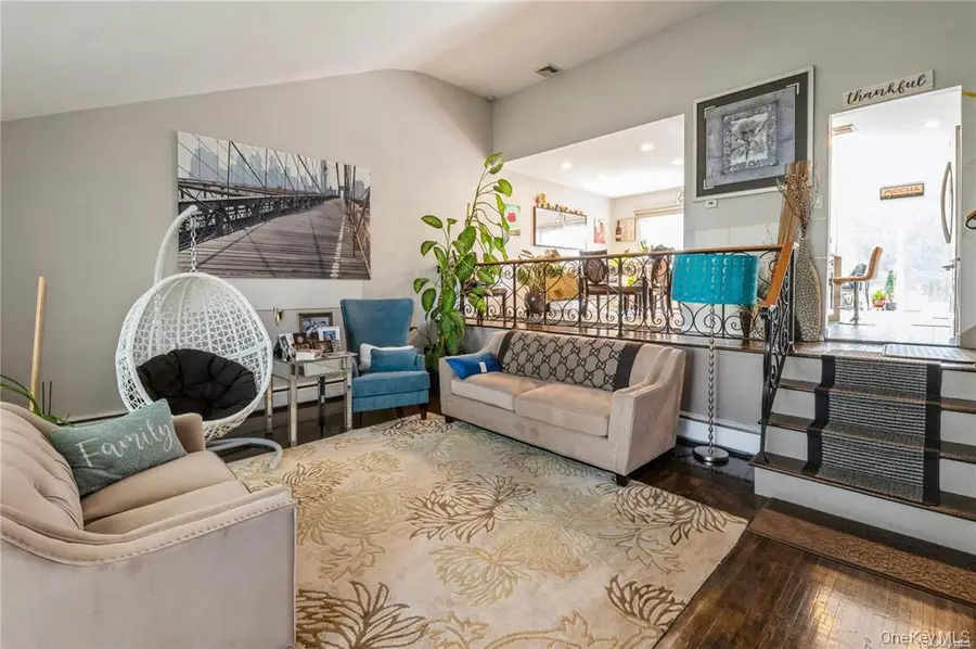 1040 Cedarhurst Street, North Woodmere, NY 11581 - #2