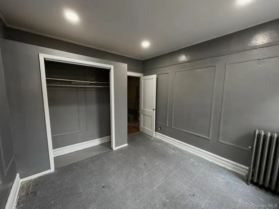 2515 Holland Avenue, Bronx, NY 10467 - #3
