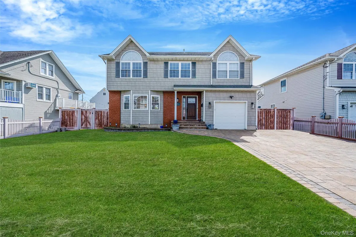 149 S Bay Avenue, Freeport, NY 11520 - #1