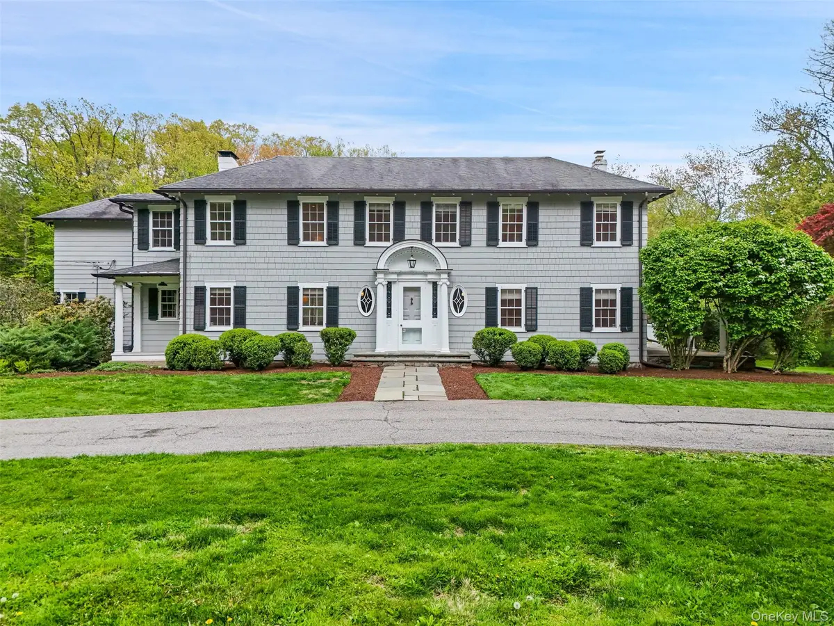 233 Mclain Street, Bedford Corners, NY 10549 - #1