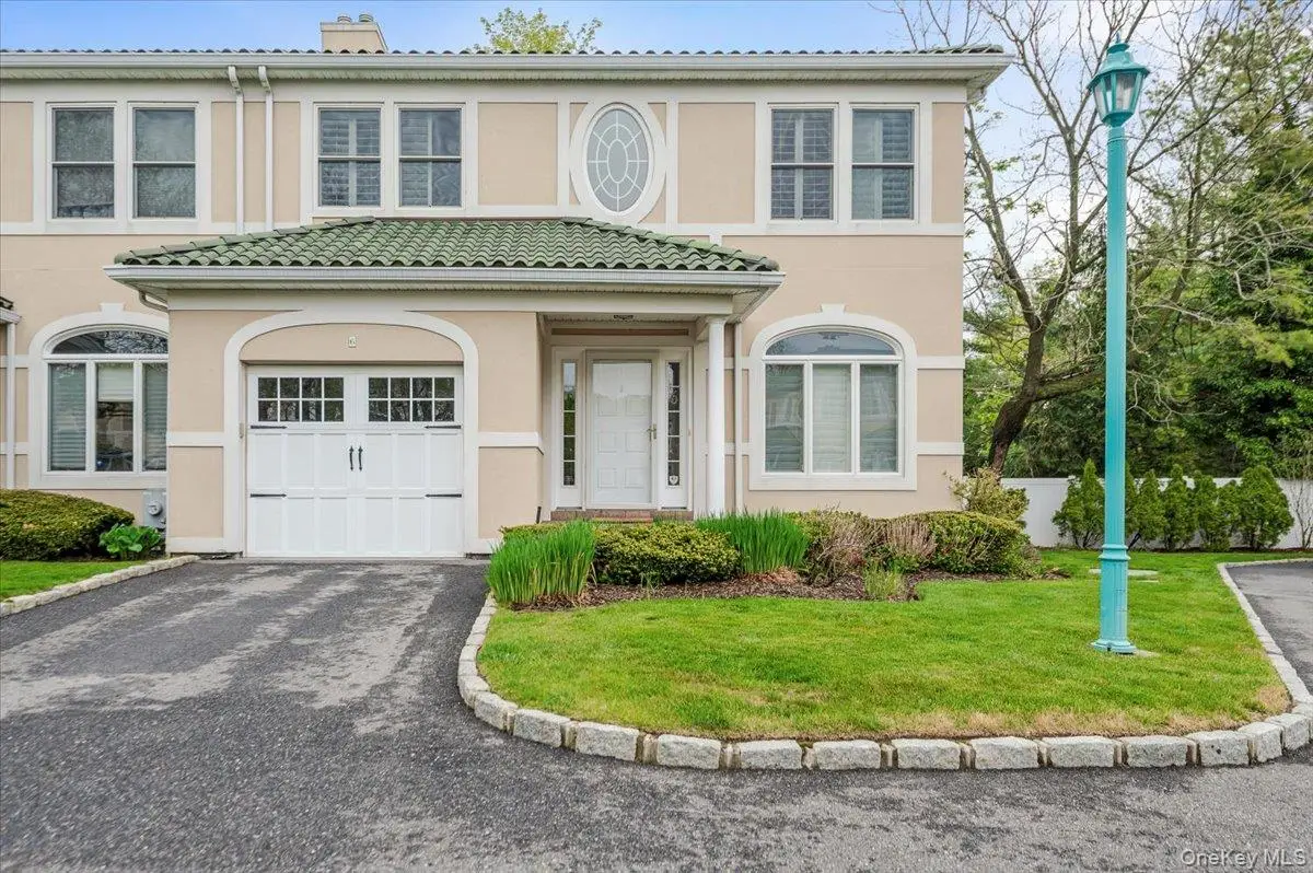 6 Villa Promenade, Bay Shore, NY 11706 - #1