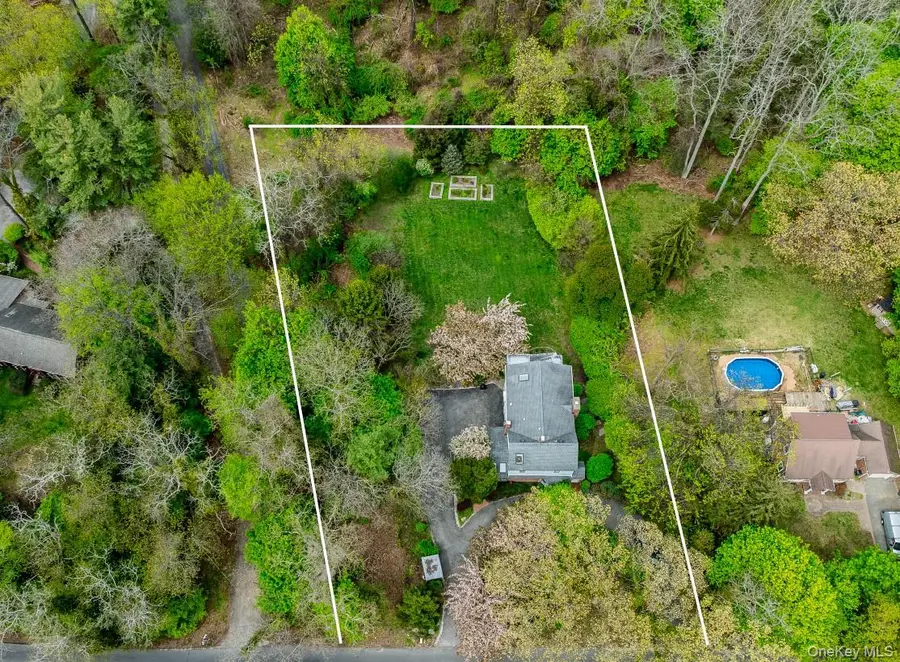 81 Old Post Road, East Setauket, NY 11733 - #2