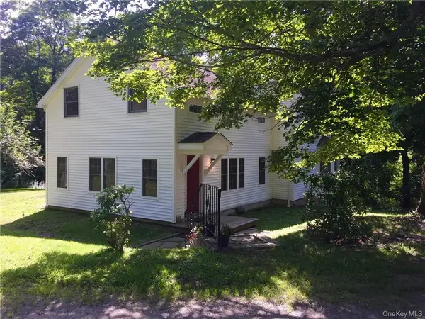 188 N Quaker Hill Road, Pawling, NY 12564