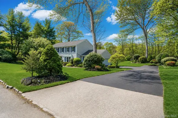 10 Mink Lane, East Setauket, NY 11733