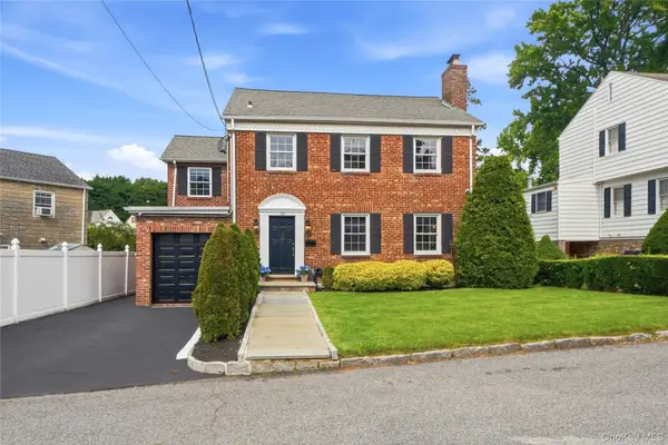 32 Huntington Drive, Yonkers, NY 10704