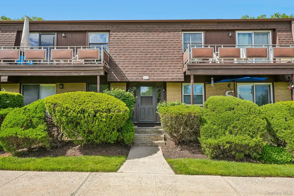 2 Germonds Village #12, Bardonia, NY 10954 - #1