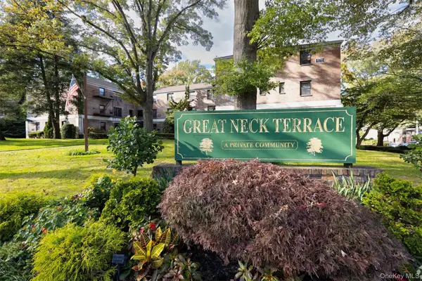 10 Terrace Circle #3B, Great Neck, NY 11021
