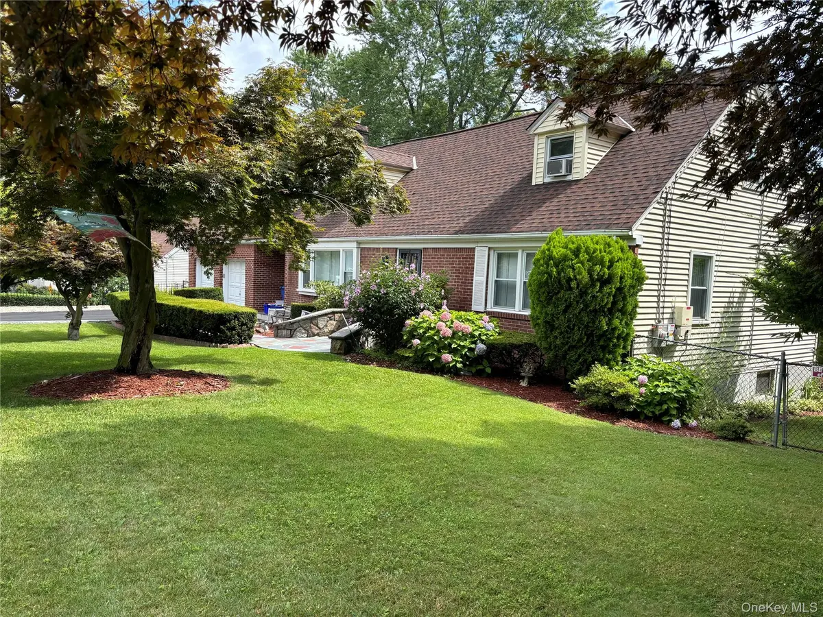 145 Arthur Avenue, Thornwood, NY 10594 - #1