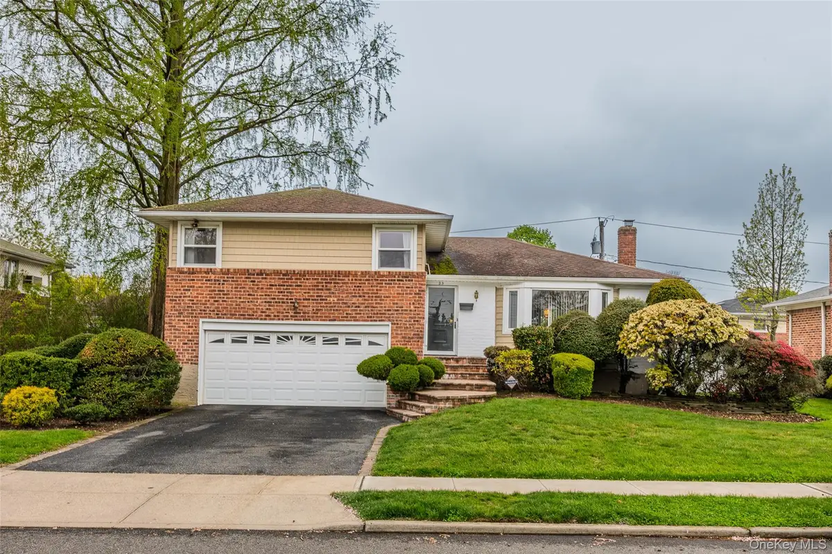 25 Hollywood Drive, Plainview, NY 11803 - #1