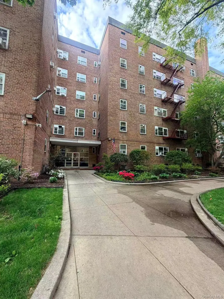 4455 Kissena Boulevard #5E, Flushing, NY 11355 - #2