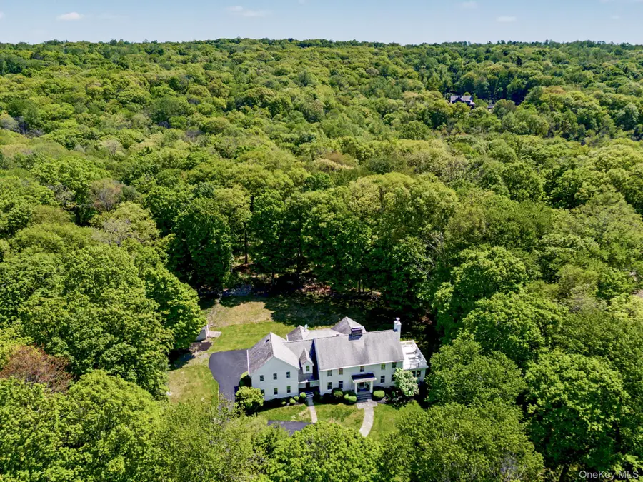 240 Eastwoods Road, Pound Ridge, NY 10576 - #2