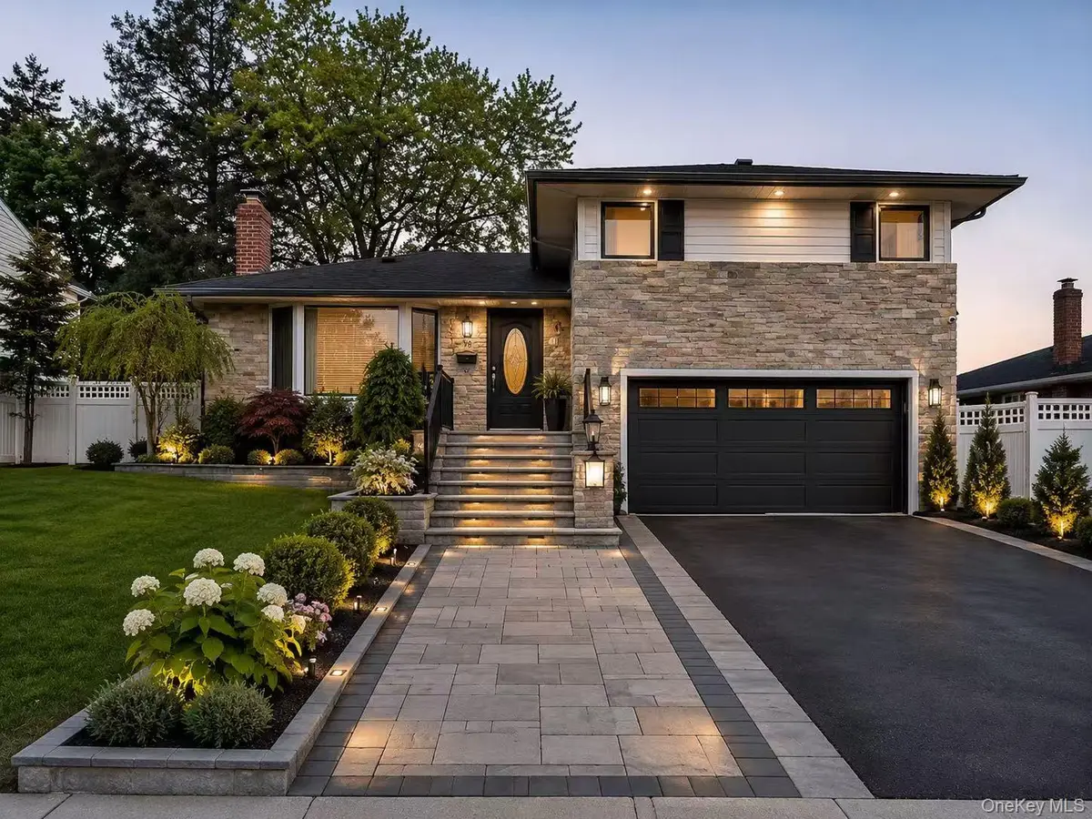 98 Belmont Circle, Syosset, NY 11791 - #1