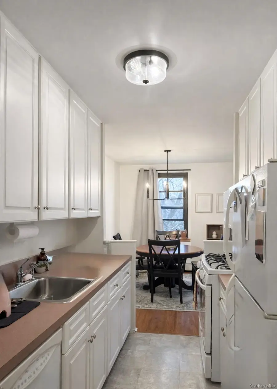 35 Stewart Place #205, Mount Kisco, NY 10549 - #3