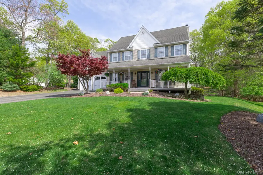 2 Crystal Court, Smithtown, NY 11787 - #3