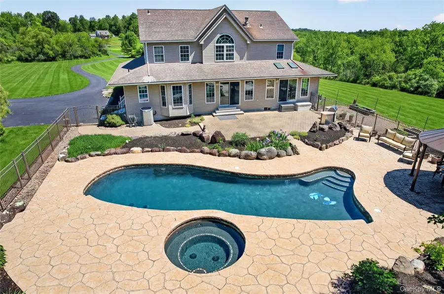 954 Ridgebury Road, New Hampton, NY 10958 - #2