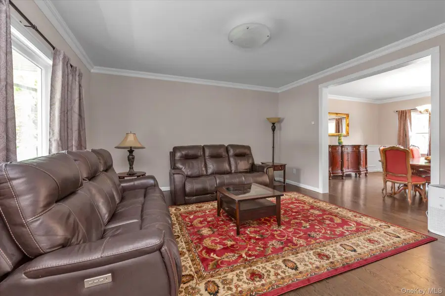 31 9th Avenue, Kings Park, NY 11754 - #3