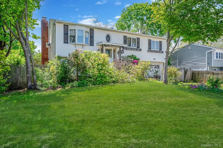 114 Liberty Avenue, Selden, NY 11784 - #3