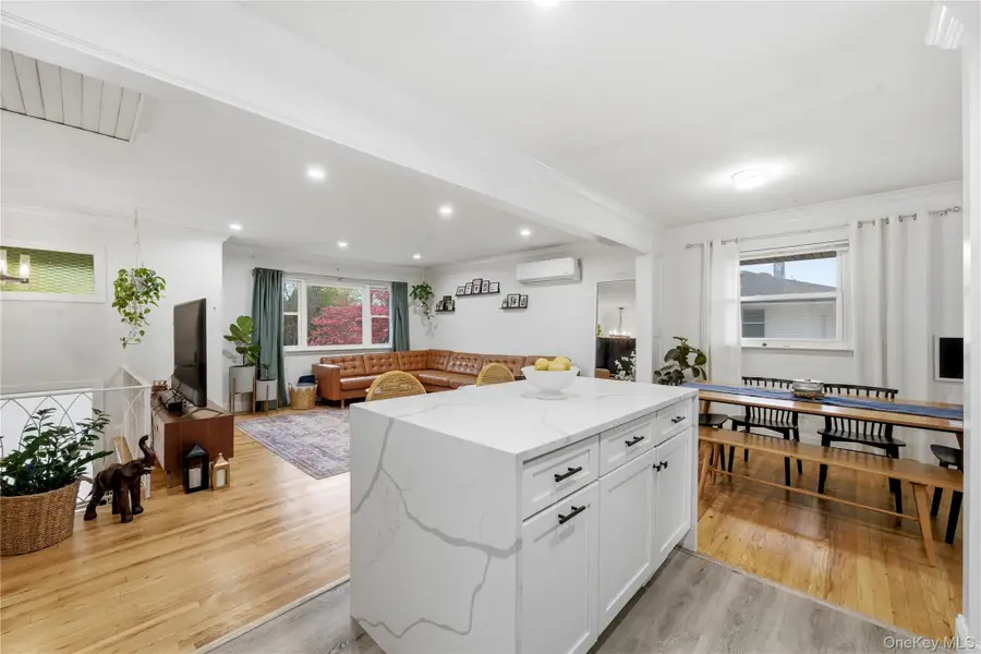 229 New York Avenue, Bay Shore, NY 11706 - #2