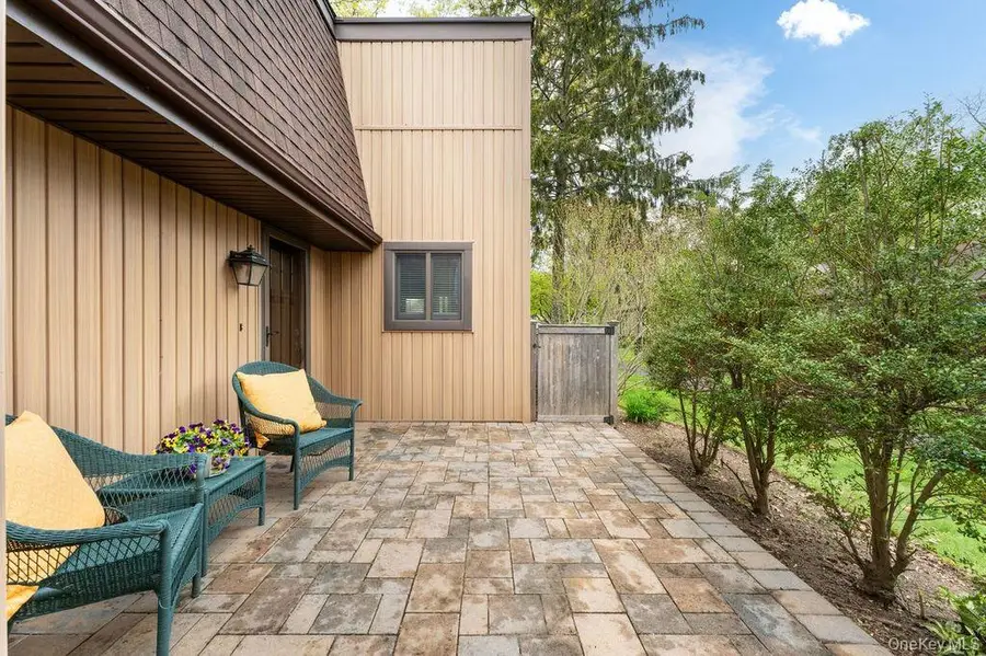 84 Strathmore Gate Drive, Stony Brook, NY 11790 - #2
