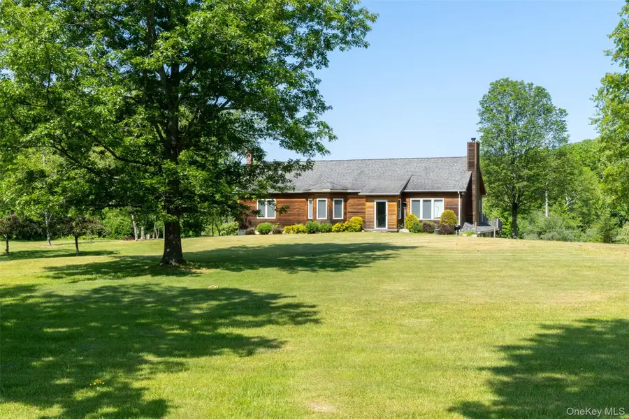 508 Woodstock Road, Millbrook, NY 12545 - #3