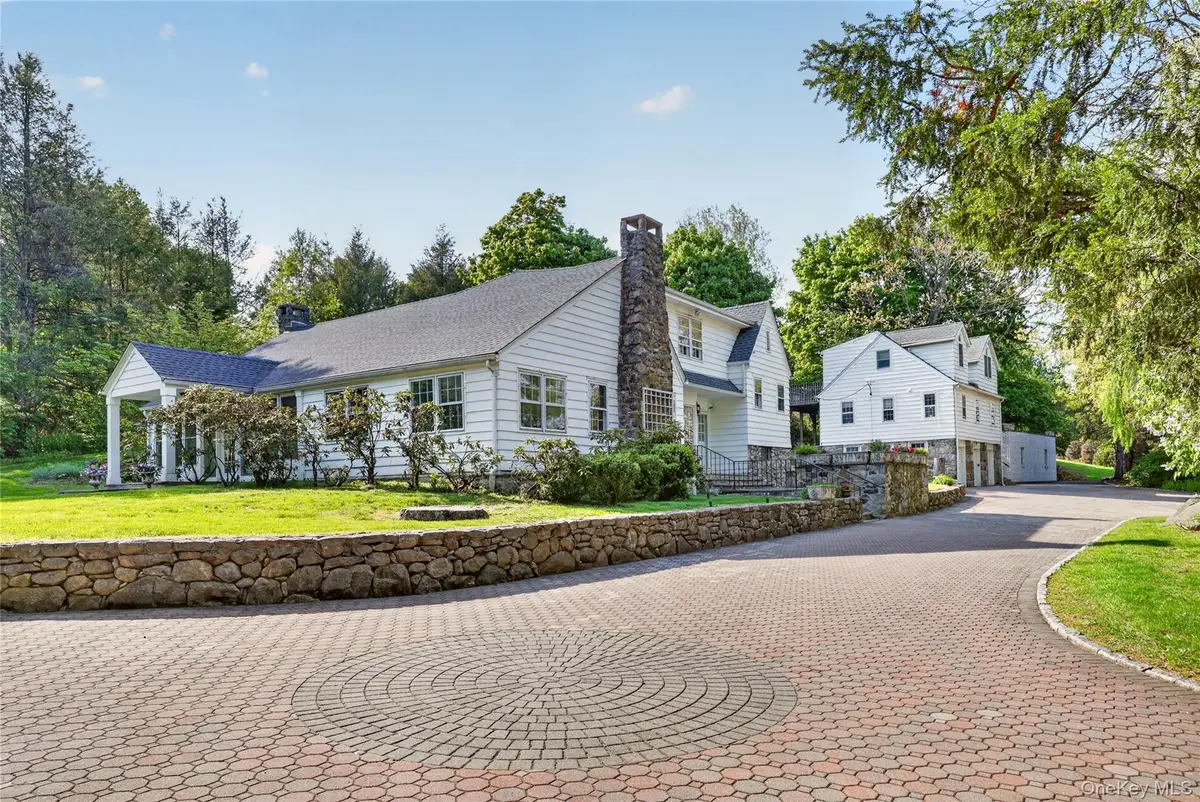 6 Raven Way, Pleasantville, NY 10570 - #1