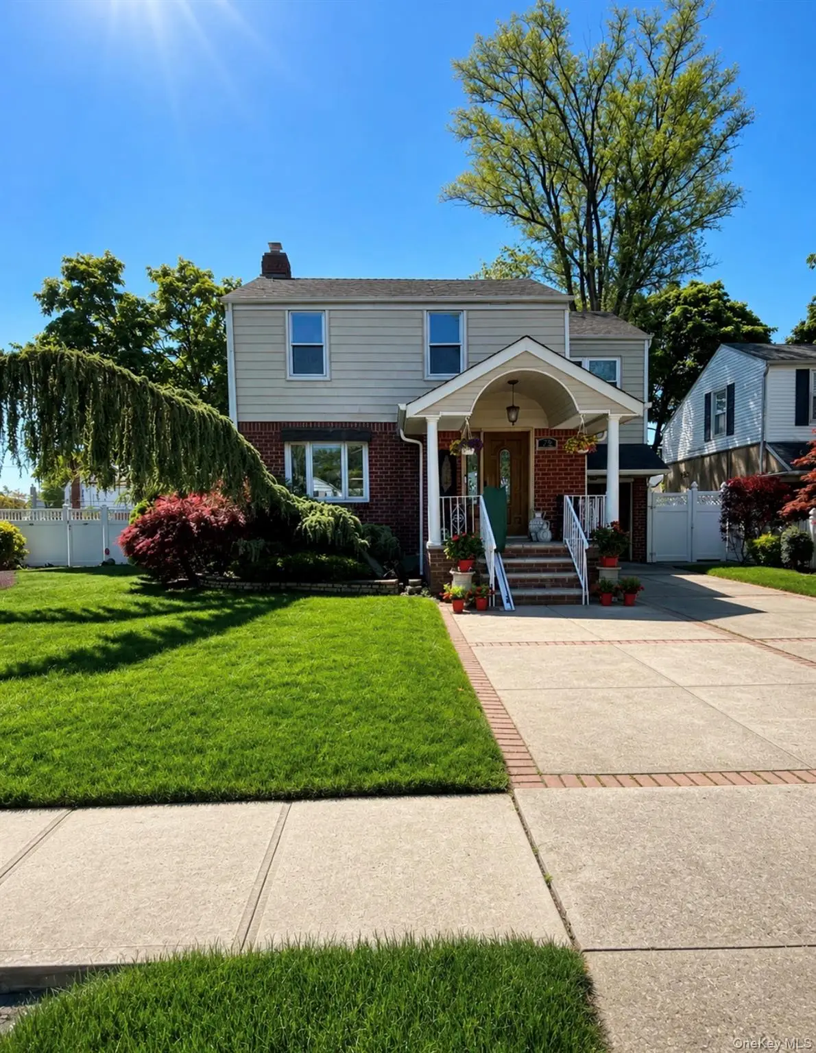 25 Nassau Street, Elmont, NY 11003 - #1