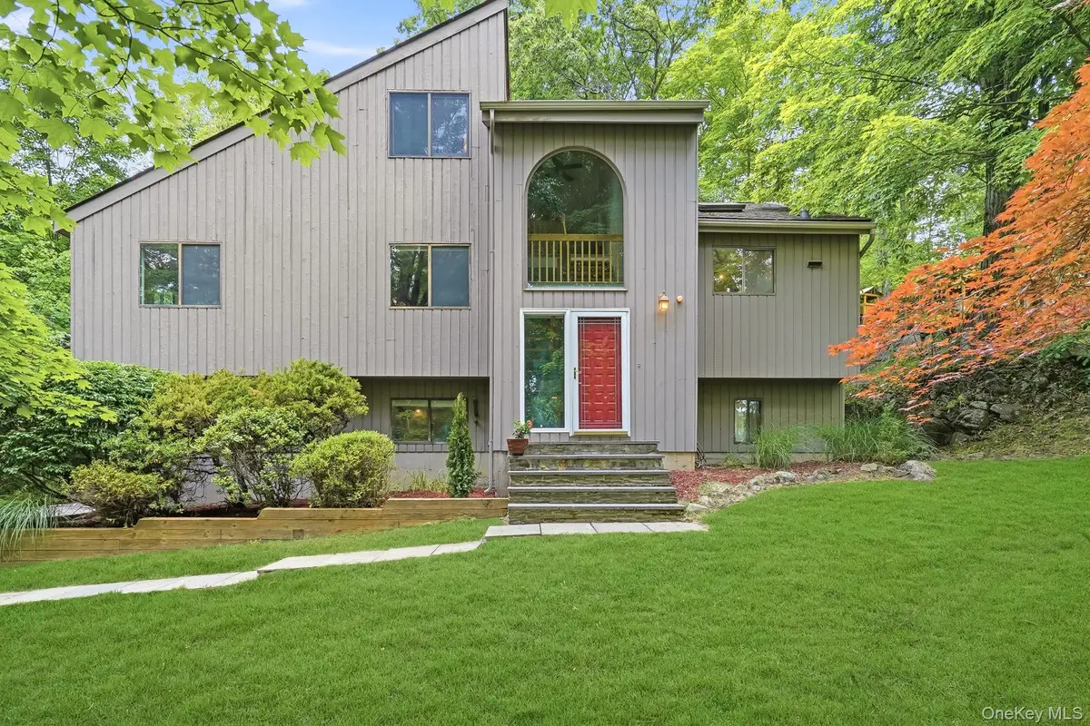 43 Powder Horn Road, Cortlandt Manor, NY 10567 - #1