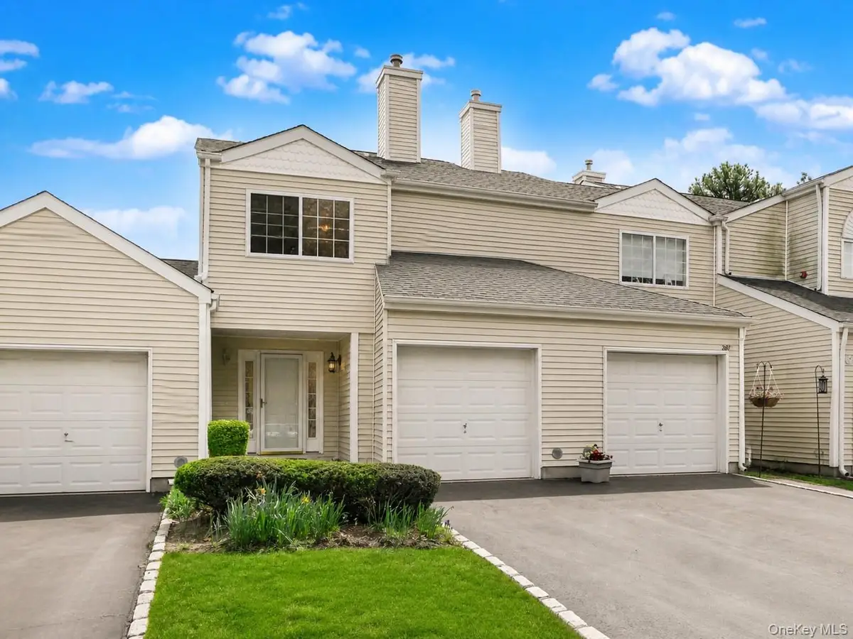 280 Ranch Circle #280, Manorville, NY 11949 - #1