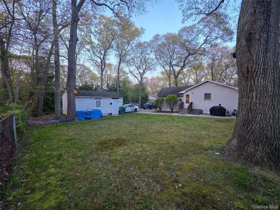 117 Maple Avenue, Flanders, NY 11901 - #3