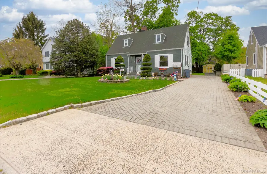 90 Sunset Road, Bay Shore, NY 11706 - #3