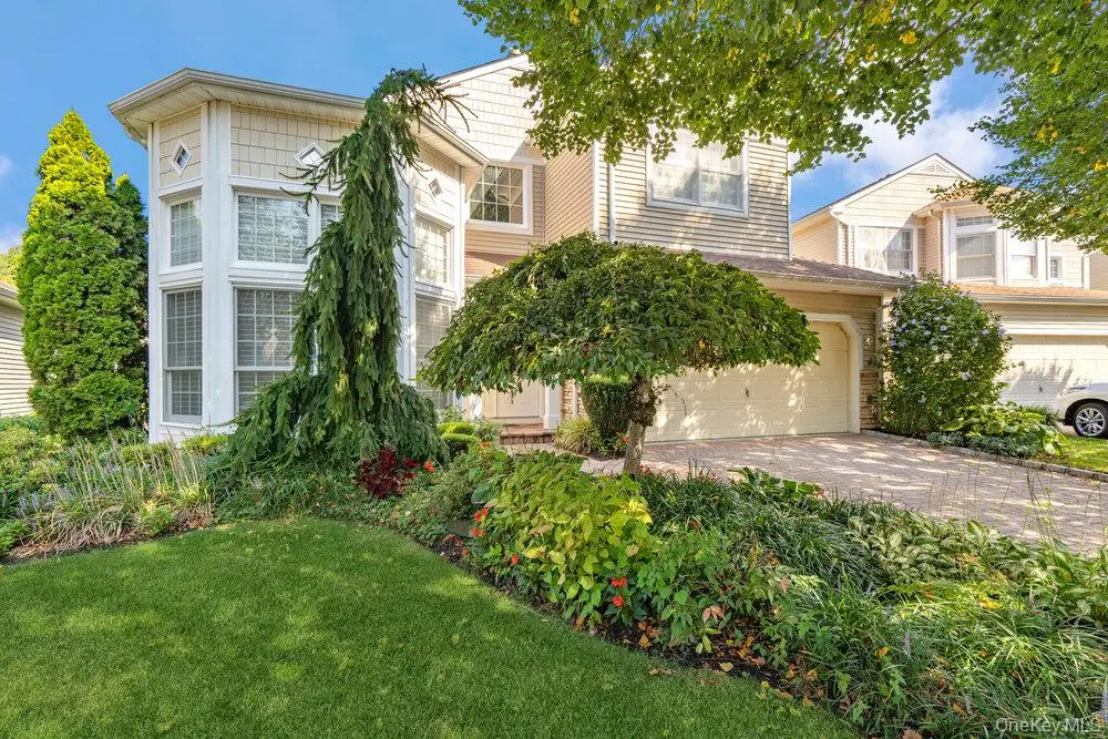 11 Bayview Drive, Plainview, NY 11803 - #1