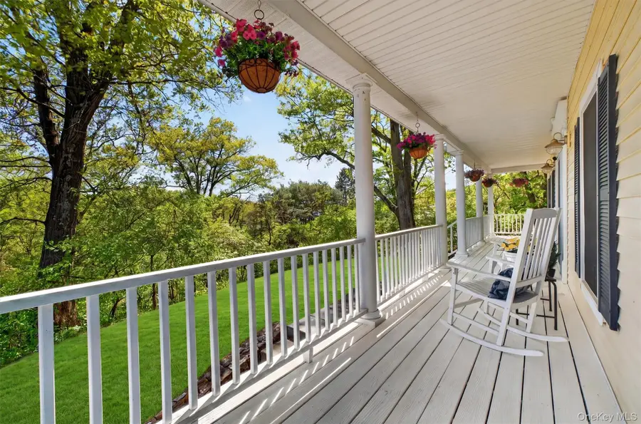 172 Westchester Avenue, Buchanan, NY 10511 - #2