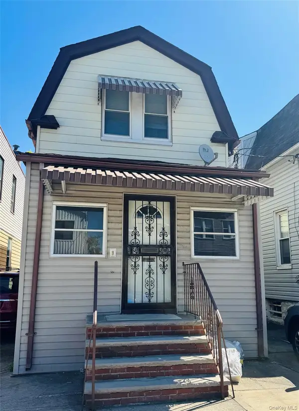 6661 74th Street, Middle Village, NY 11379