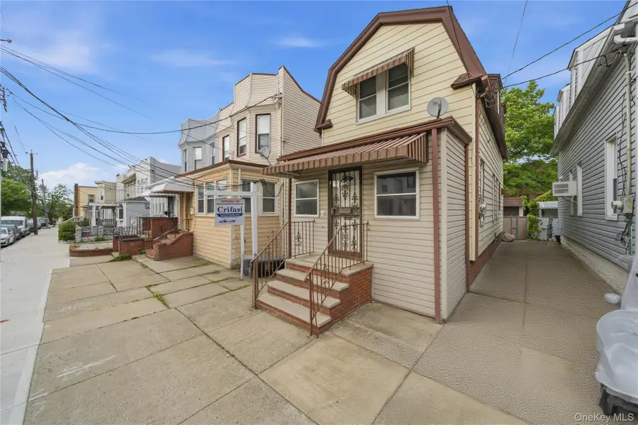 6661 74th Street, Middle Village, NY 11379 - #3