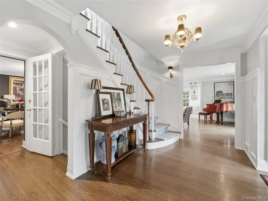 140 Remington Road, Manhasset, NY 11030 - #2