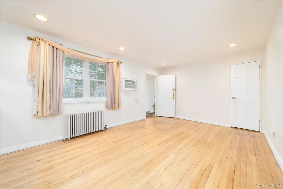 67-58 223 Place #Lower, Oakland Gardens, NY 11364 - #3