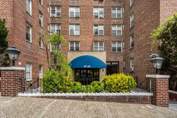 67-25 Dartmouth Street #6D, Forest Hills, NY 11375