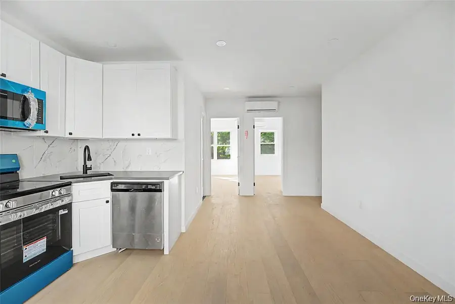 9307 69th Avenue, Forest Hills, NY 11375 - #3