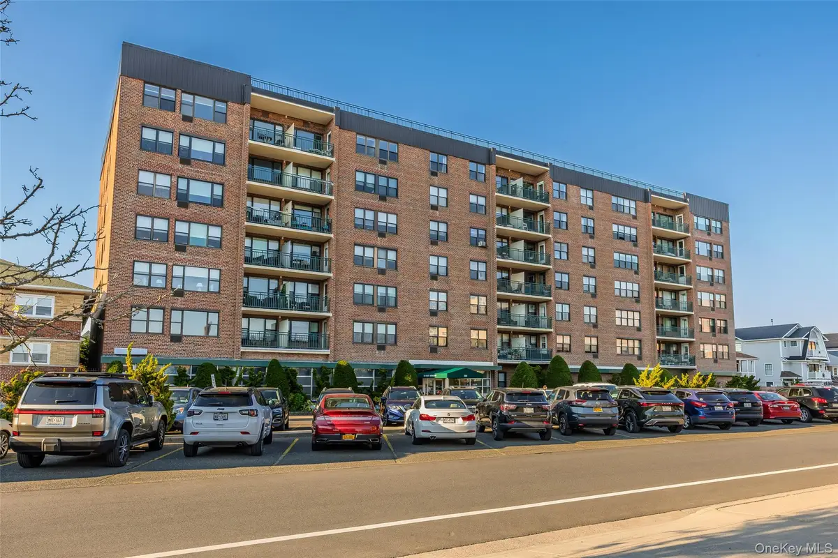 333 E Broadway #4K, Island Park, NY 11558 - #1