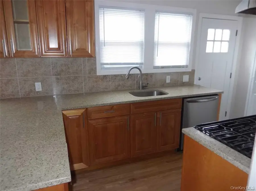 72 Florida Street, Long Beach, NY 11561 - #2