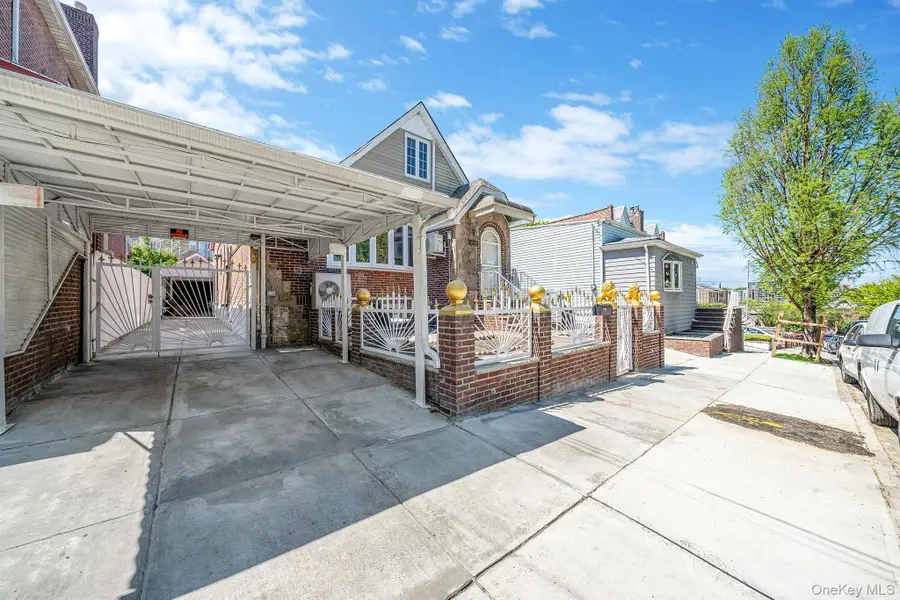 51-78 72nd Place, Maspeth, NY 11377 - #3