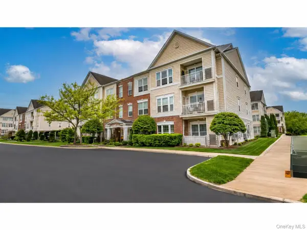 2232 Finch Lane #2232, Central Islip, NY 11722
