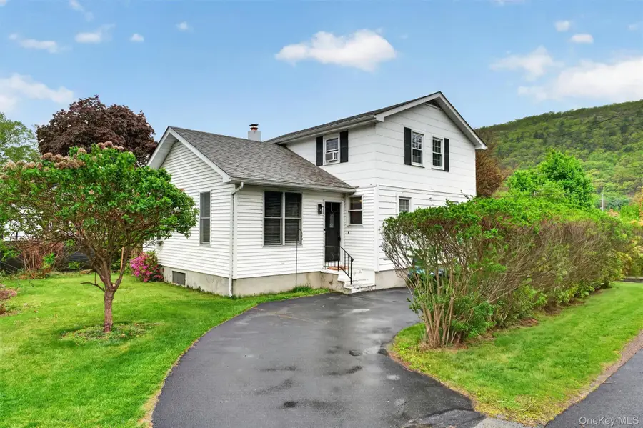 10 Hazen Street, Greenwood Lake, NY 10925 - #3