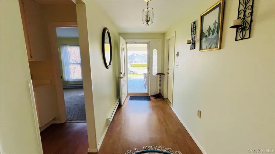 541 Stratford Lane, Ridge, NY 11961 - #3