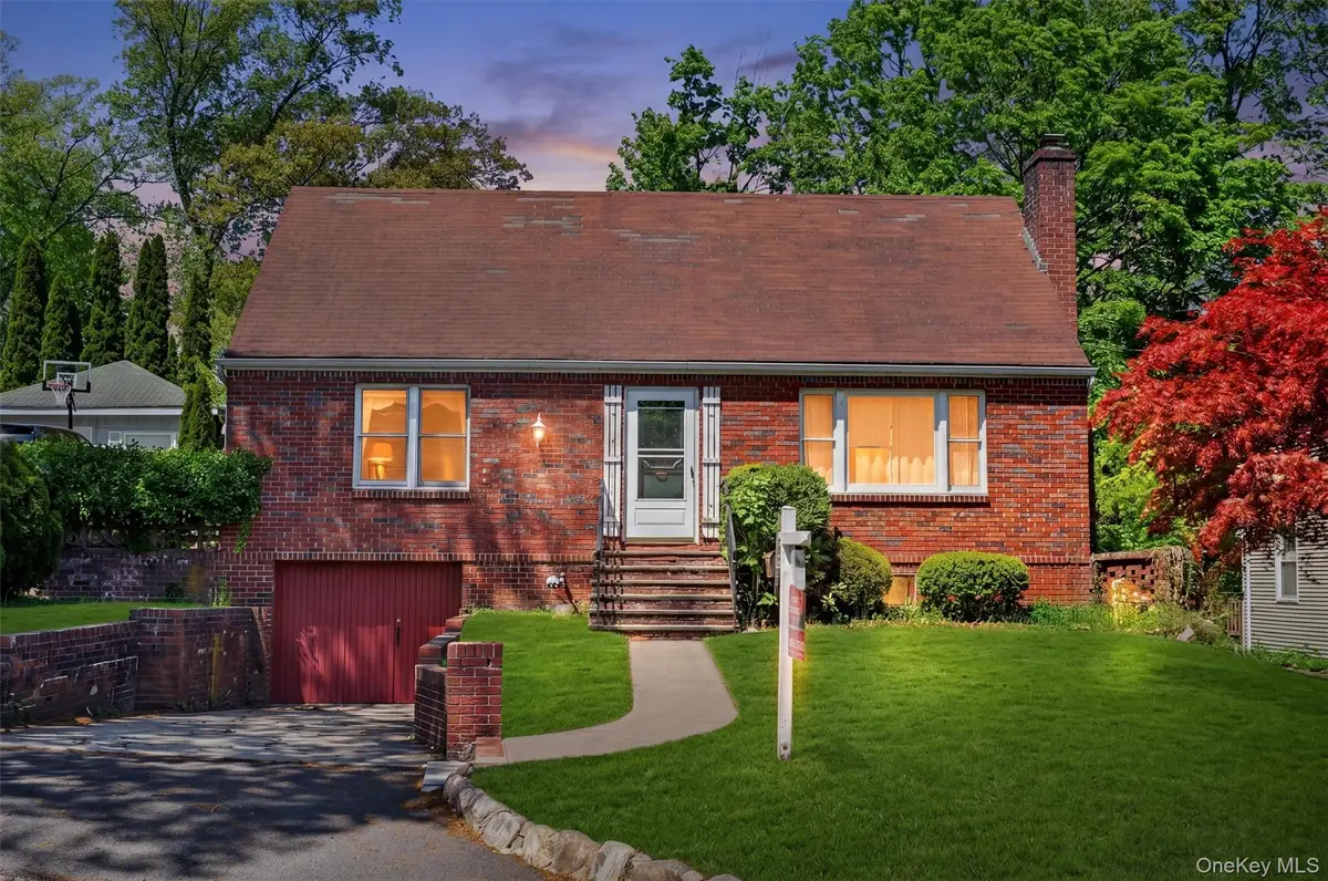 149 W Washington Avenue, Pearl River, NY 10965 - #1